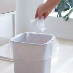Usa un cestino della spazzatura